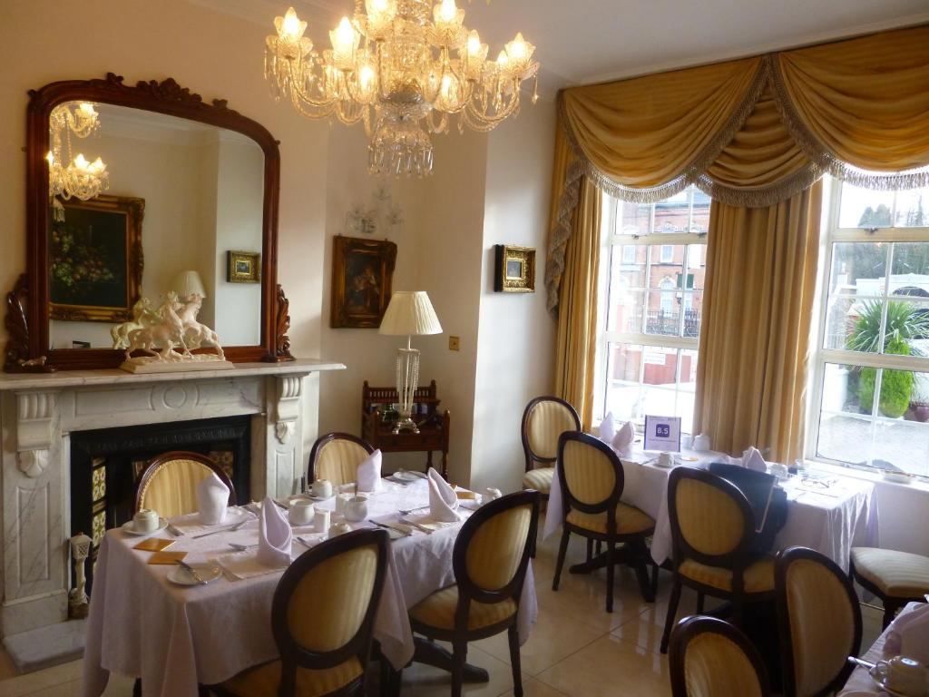 كورك The Blarney Stone Guesthouse المظهر الخارجي الصورة